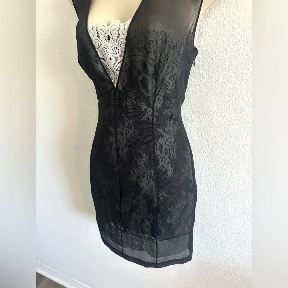 Robert Rodriguez Black Lace Mini Dress - Picture 9 of 15